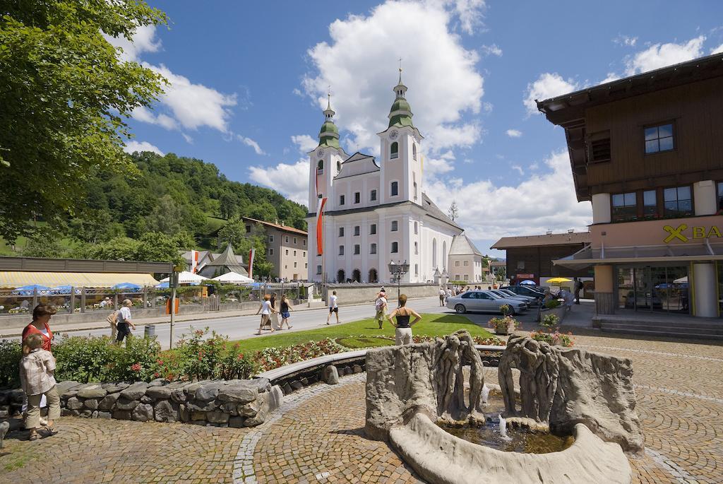 Haus Hirzinger Apartment Brixen im Thale Exterior photo